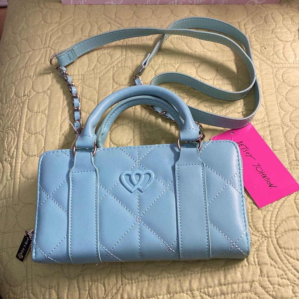 NWT Betsy Johnson Quilted Crossbody bag.